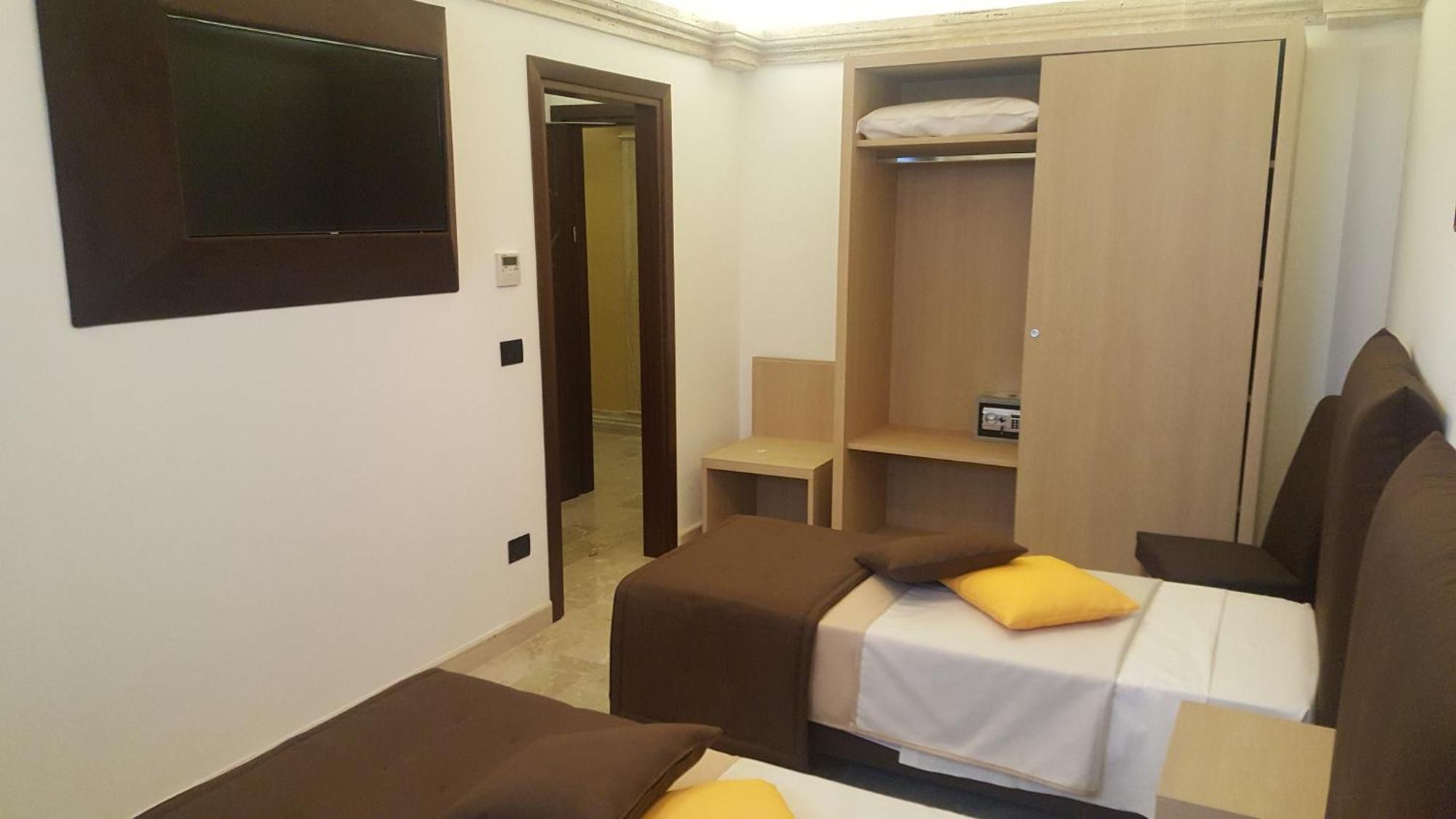 Bhb Hotel Manduria Exterior photo