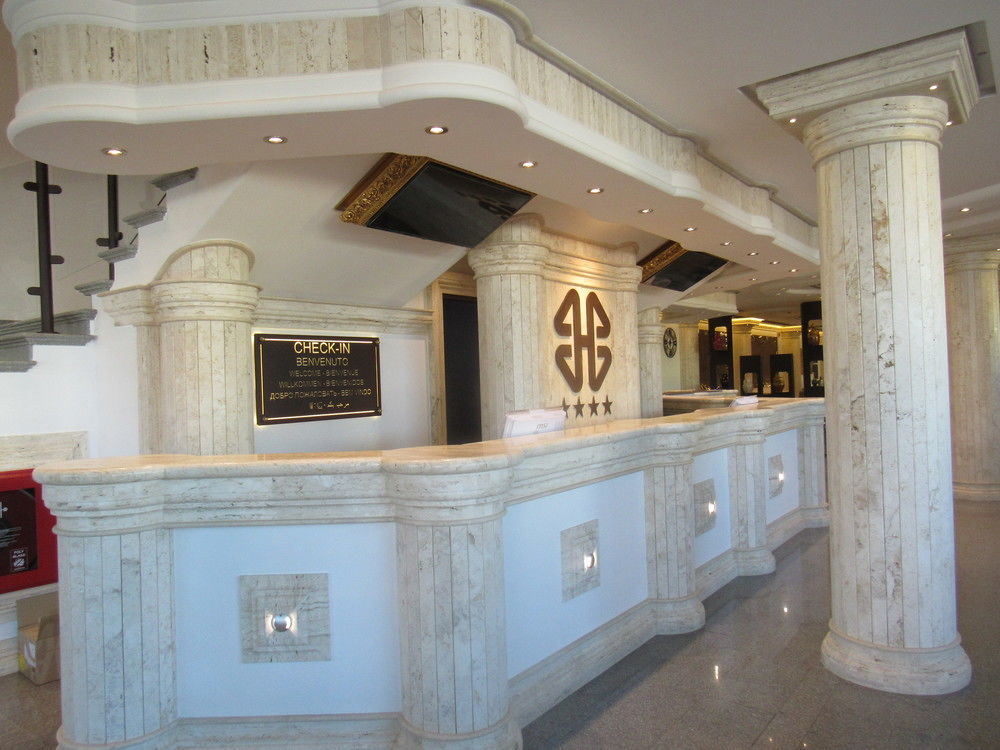 Bhb Hotel Manduria Exterior photo